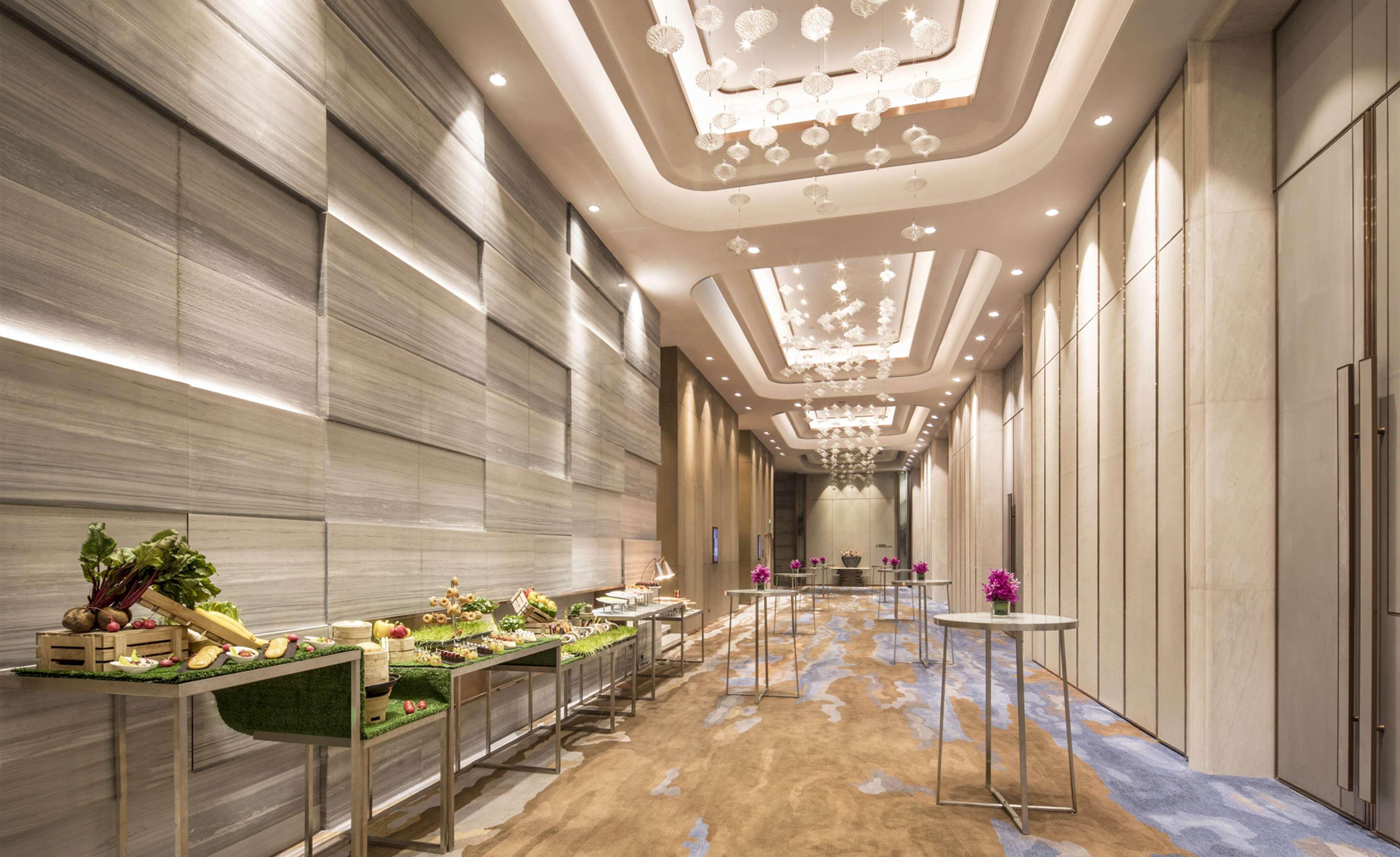 Doubletree By Hilton Hotel Shenzhen Longhua, Near Huawei, Foxcnn, Shenzhen North Railway, Uniwalk & Uniworld Shopping Mall, Sam'S Club Esterno foto