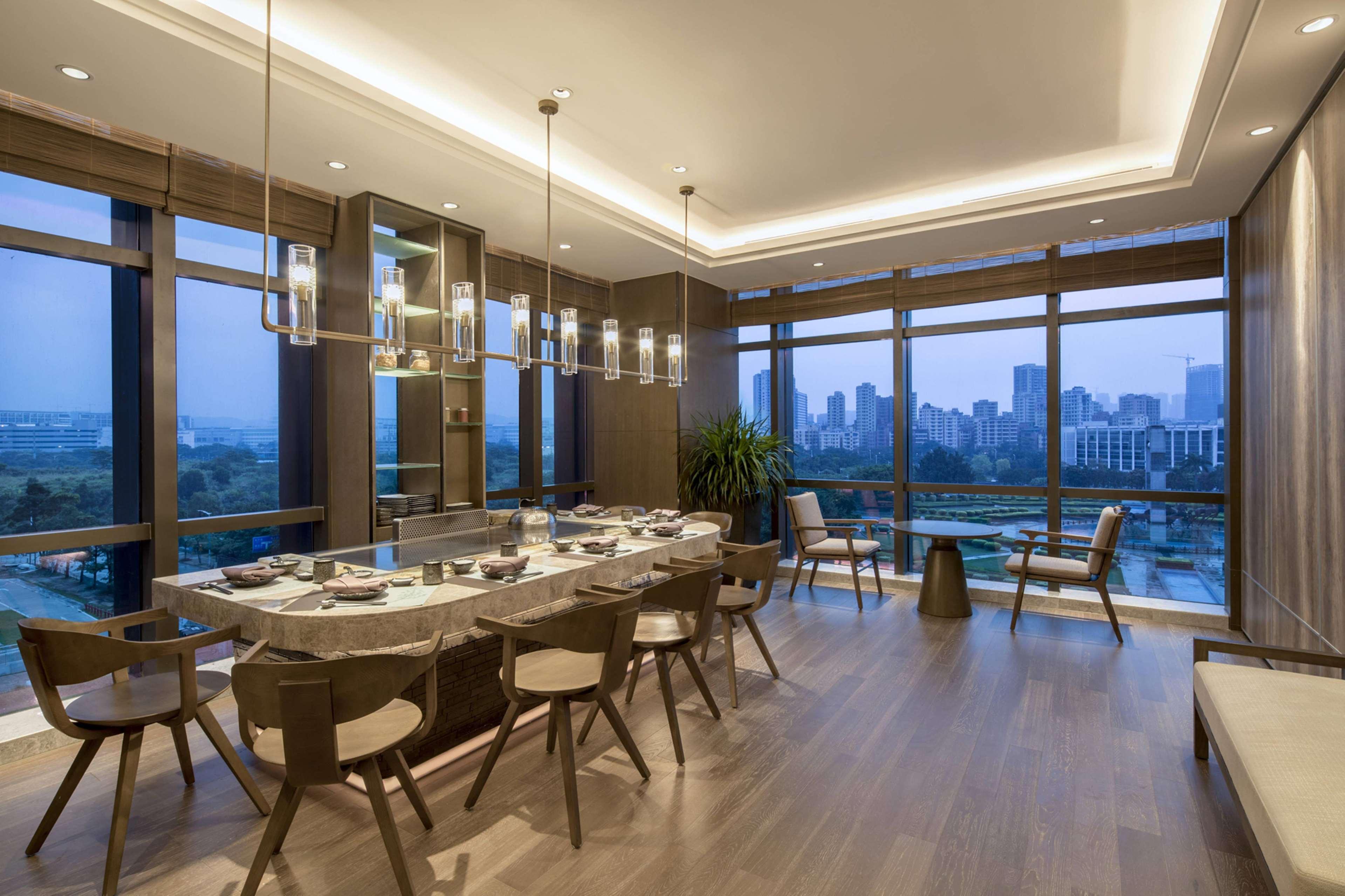 Doubletree By Hilton Hotel Shenzhen Longhua, Near Huawei, Foxcnn, Shenzhen North Railway, Uniwalk & Uniworld Shopping Mall, Sam'S Club Esterno foto