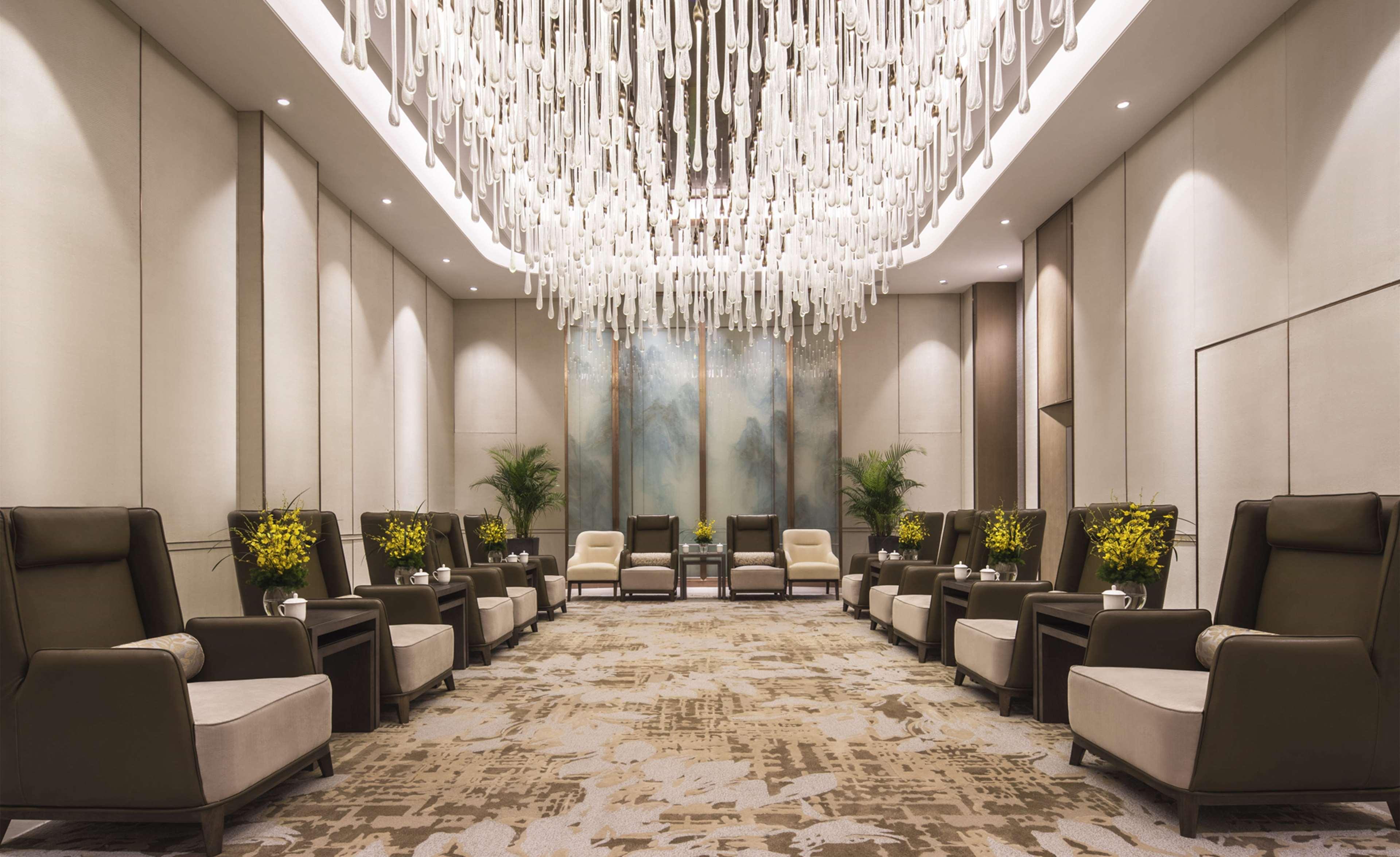 Doubletree By Hilton Hotel Shenzhen Longhua, Near Huawei, Foxcnn, Shenzhen North Railway, Uniwalk & Uniworld Shopping Mall, Sam'S Club Esterno foto