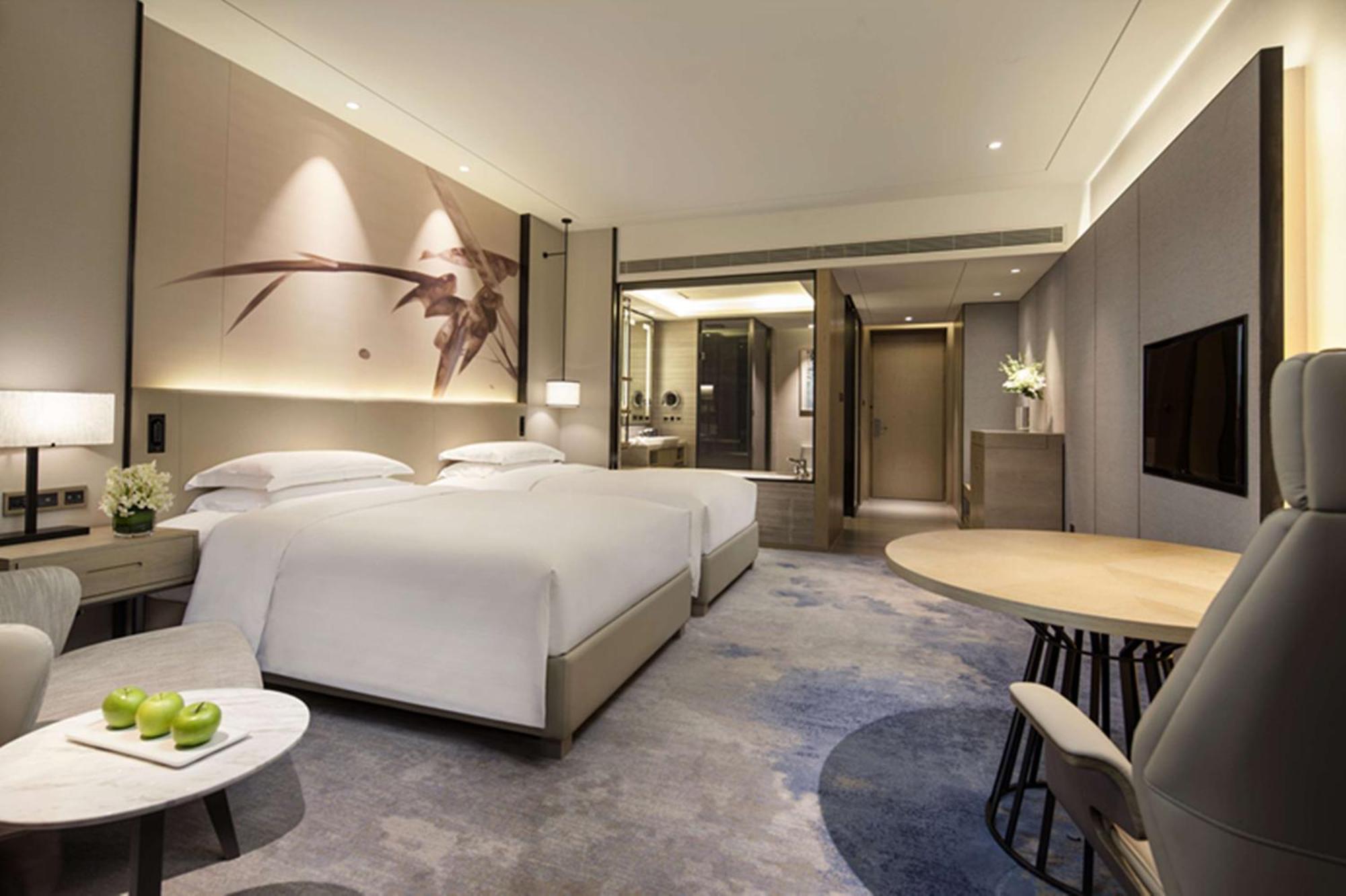 Doubletree By Hilton Hotel Shenzhen Longhua, Near Huawei, Foxcnn, Shenzhen North Railway, Uniwalk & Uniworld Shopping Mall, Sam'S Club Esterno foto