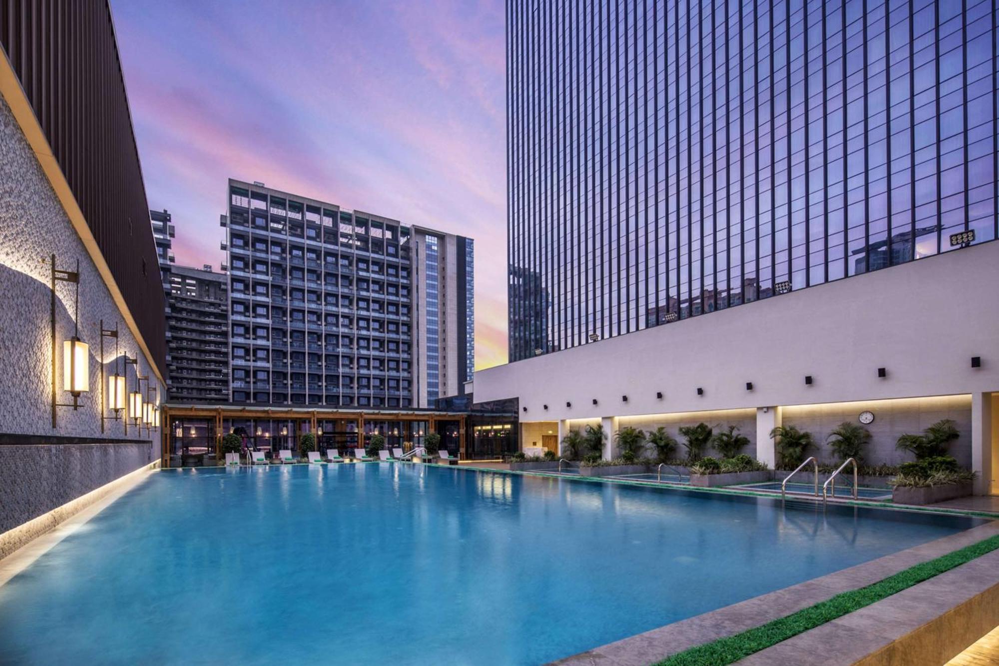 Doubletree By Hilton Hotel Shenzhen Longhua, Near Huawei, Foxcnn, Shenzhen North Railway, Uniwalk & Uniworld Shopping Mall, Sam'S Club Esterno foto