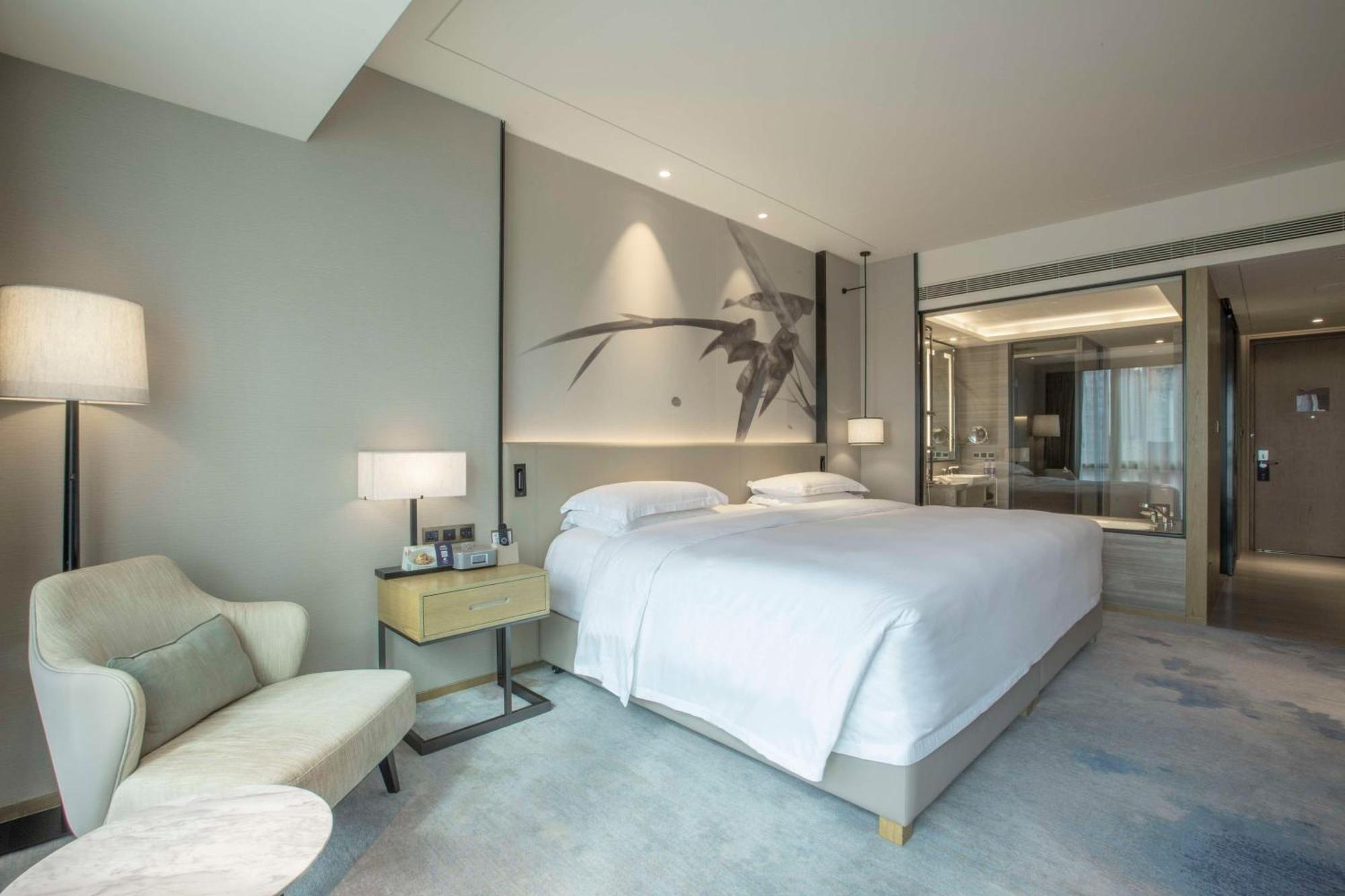 Doubletree By Hilton Hotel Shenzhen Longhua, Near Huawei, Foxcnn, Shenzhen North Railway, Uniwalk & Uniworld Shopping Mall, Sam'S Club Esterno foto