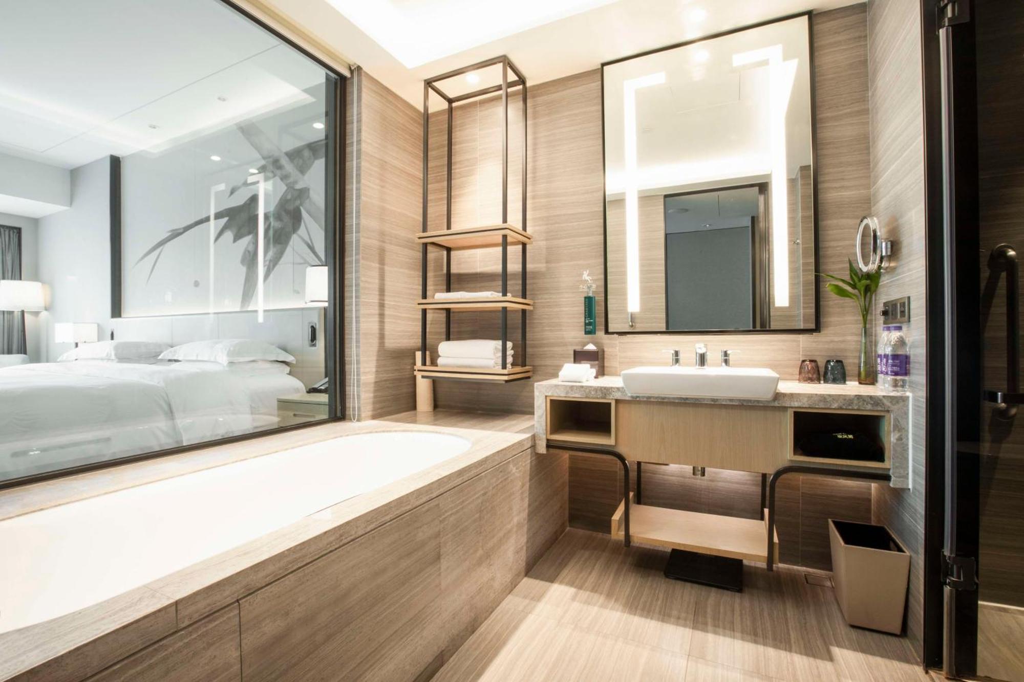 Doubletree By Hilton Hotel Shenzhen Longhua, Near Huawei, Foxcnn, Shenzhen North Railway, Uniwalk & Uniworld Shopping Mall, Sam'S Club Esterno foto