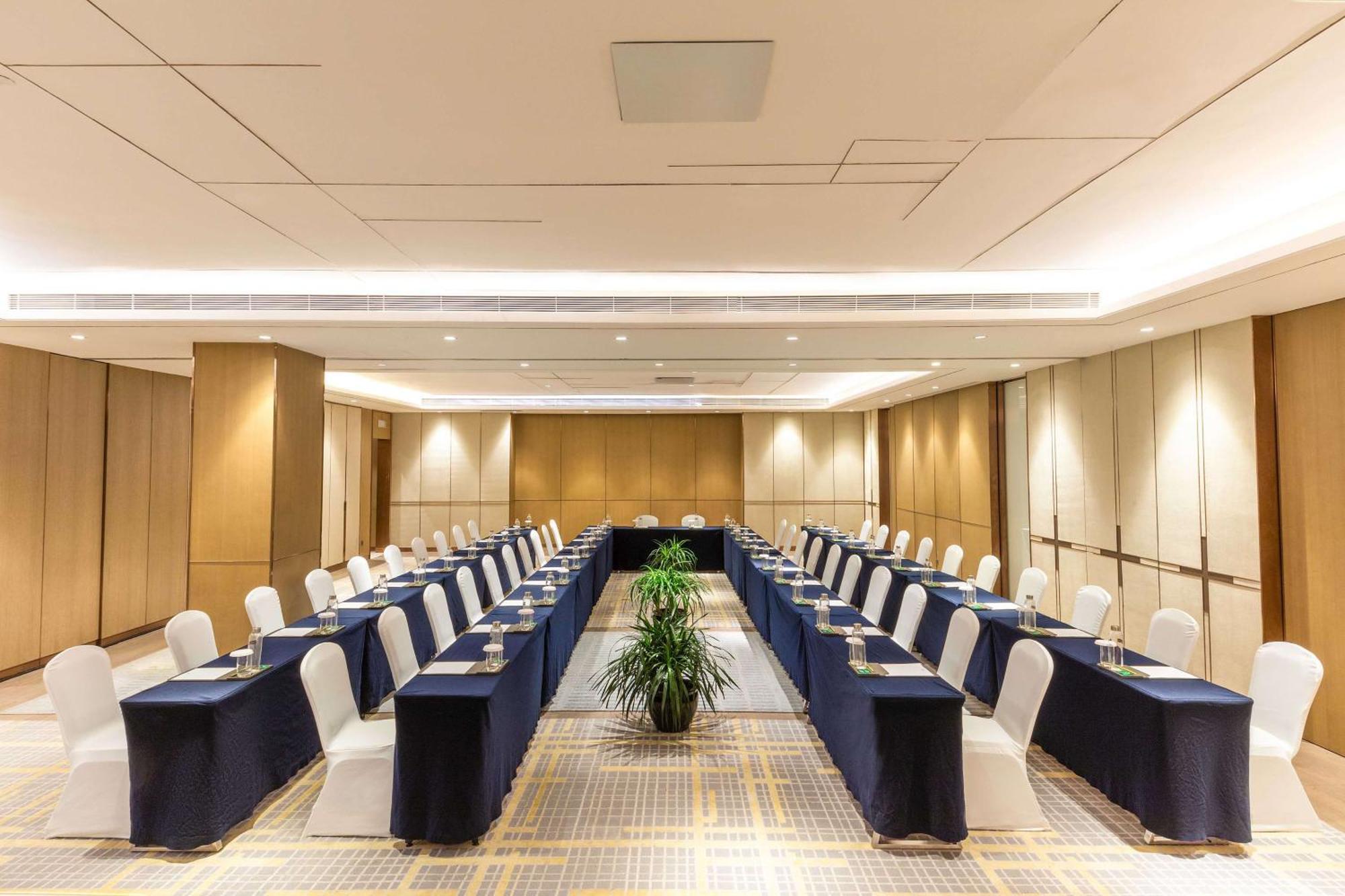 Doubletree By Hilton Hotel Shenzhen Longhua, Near Huawei, Foxcnn, Shenzhen North Railway, Uniwalk & Uniworld Shopping Mall, Sam'S Club Esterno foto