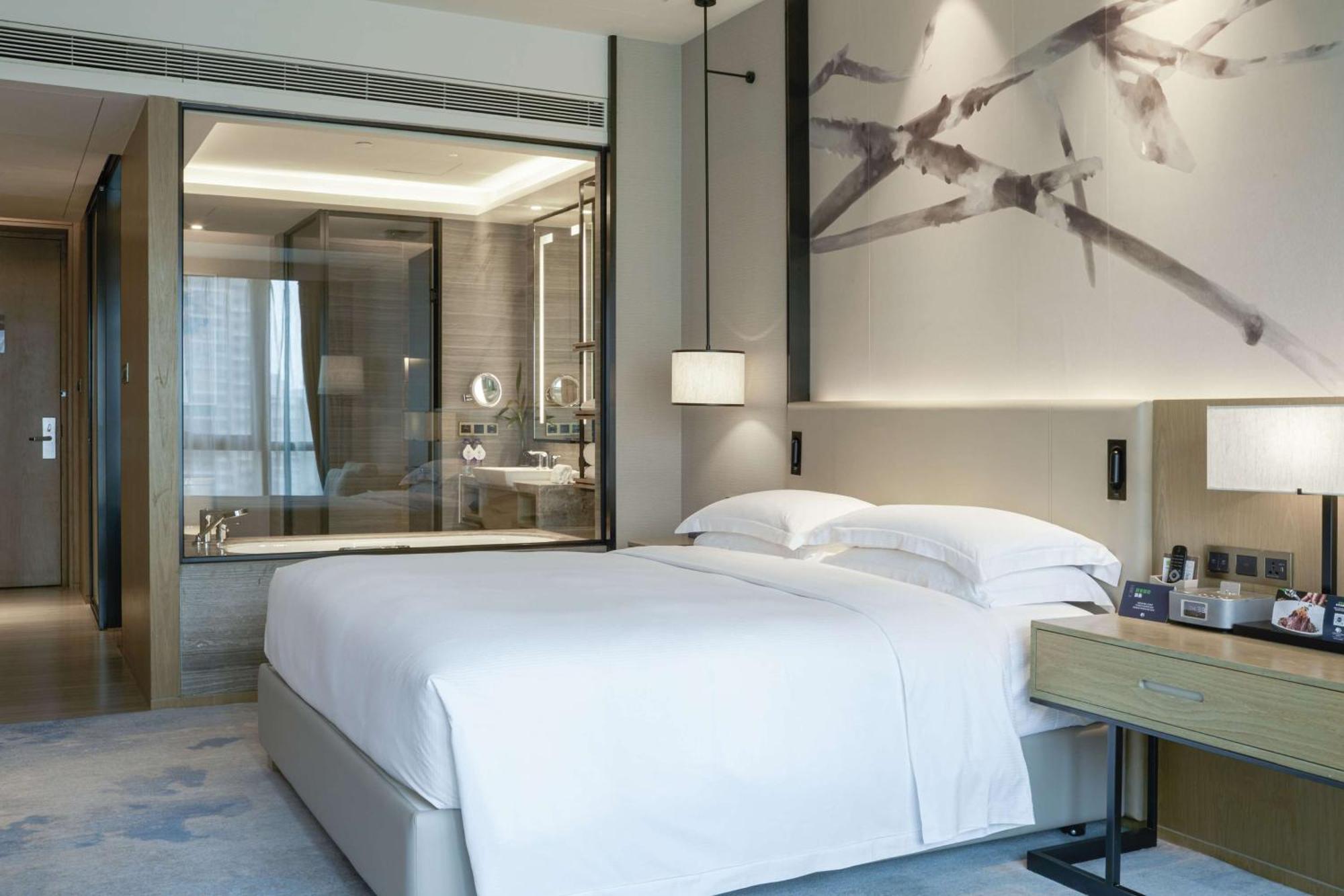 Doubletree By Hilton Hotel Shenzhen Longhua, Near Huawei, Foxcnn, Shenzhen North Railway, Uniwalk & Uniworld Shopping Mall, Sam'S Club Esterno foto