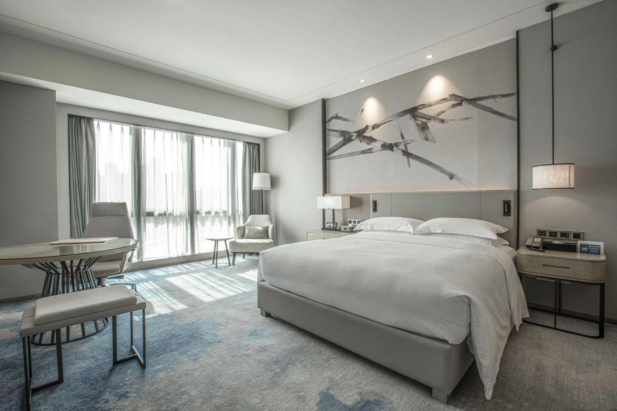 Doubletree By Hilton Hotel Shenzhen Longhua, Near Huawei, Foxcnn, Shenzhen North Railway, Uniwalk & Uniworld Shopping Mall, Sam'S Club Esterno foto